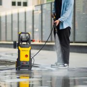 Stanley SXPW25 Yüksek Basınçlı Yıkama Makinesi (2500 W, 170 Bar, 500 L/sa)